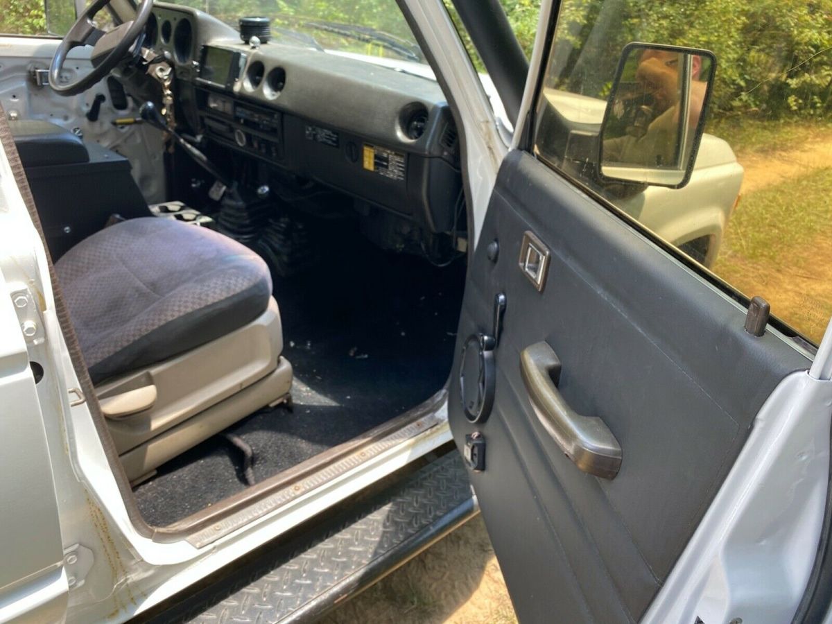 1984 White Toyota Land Cruiser SUV