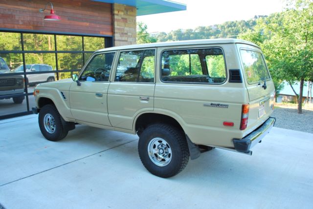 1984 tan Toyota Land Cruiser 4 door