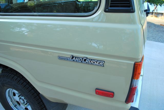 1984 tan Toyota Land Cruiser 4 door
