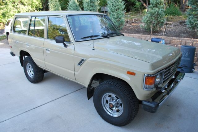 1984 tan Toyota Land Cruiser 4 door