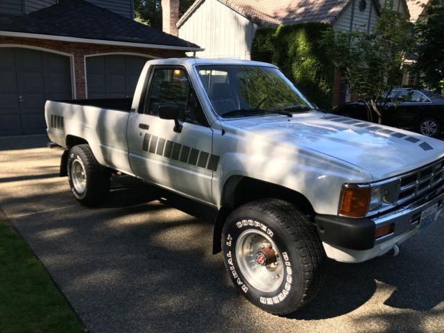 1984 White Toyota Tacoma Standard Cab Pickup
