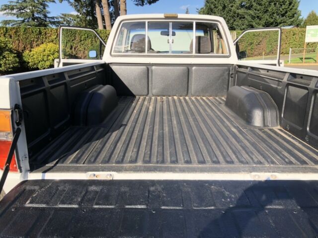 1984 White Toyota Pickup Extended Cab Pickup