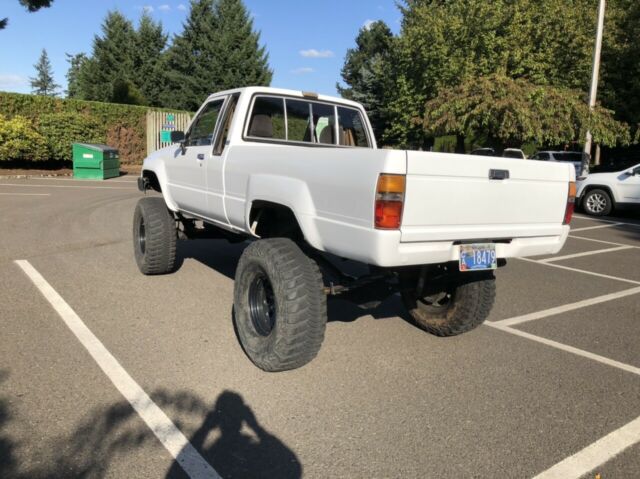 1984 White Toyota Pickup Extended Cab Pickup