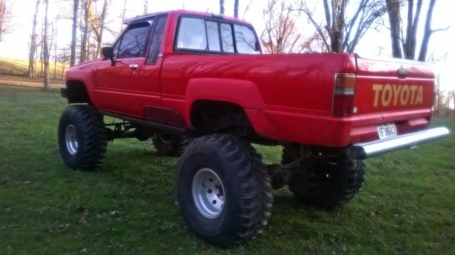 1984 Red Toyota Other Extended Cab Pickup