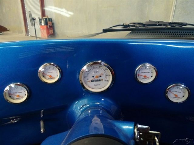 1984 Blue Chevrolet C10