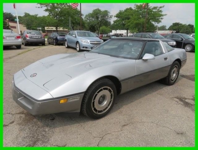 1984 Silver Chevrolet Corvette