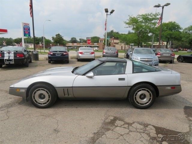 1984 Silver Chevrolet Corvette