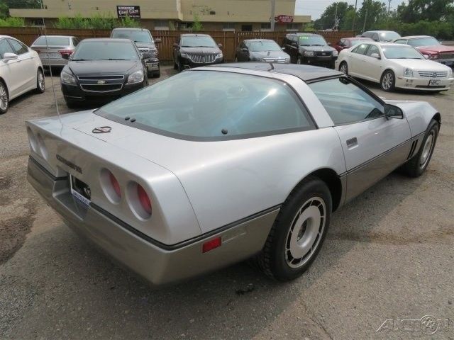 1984 Silver Chevrolet Corvette