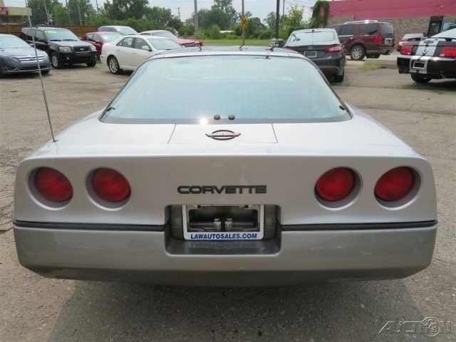 1984 Silver Chevrolet Corvette