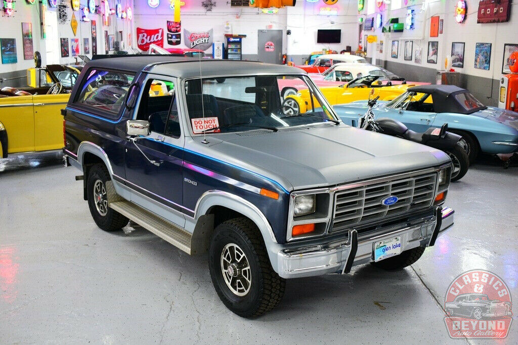 1984 Gold Ford Bronco SUV