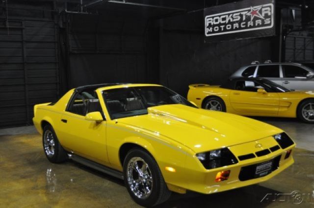 1984 Yellow Chevrolet Camaro Coupe