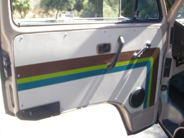 1984 Blue Volkswagen Bus/Vanagon Camper