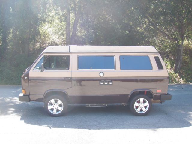 1984 Blue Volkswagen Bus/Vanagon Camper