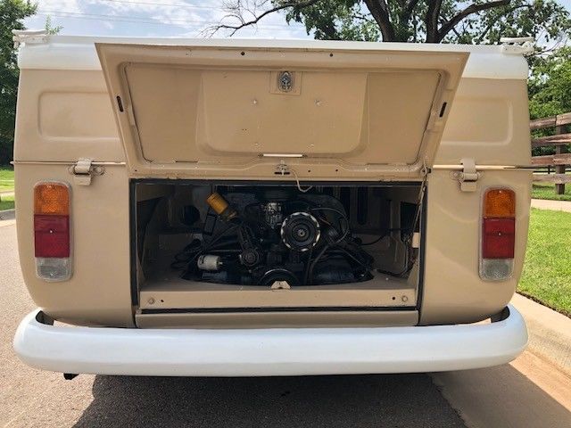 1980 Beige Volkswagen Bus/Vanagon Crew Cab Pickup