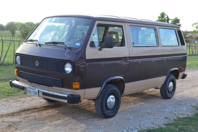 1984 Brown Volkswagen Bus/Vanagon Minivan/Van