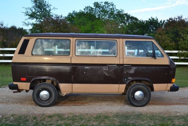 1984 Brown Volkswagen Bus/Vanagon Minivan/Van