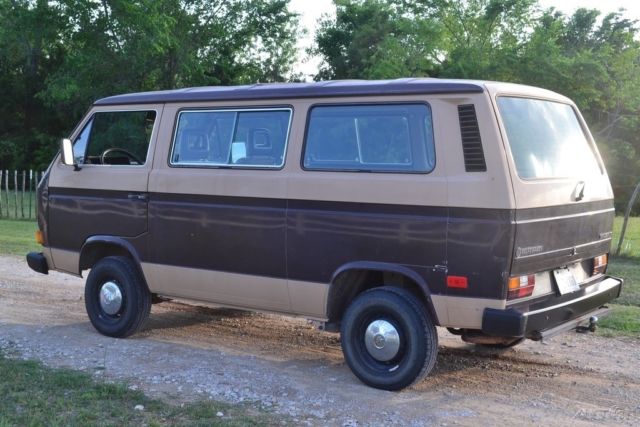 1984 Brown Volkswagen Bus/Vanagon Minivan/Van