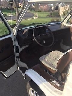 1984 White Volkswagen Bus/Vanagon Van Camper