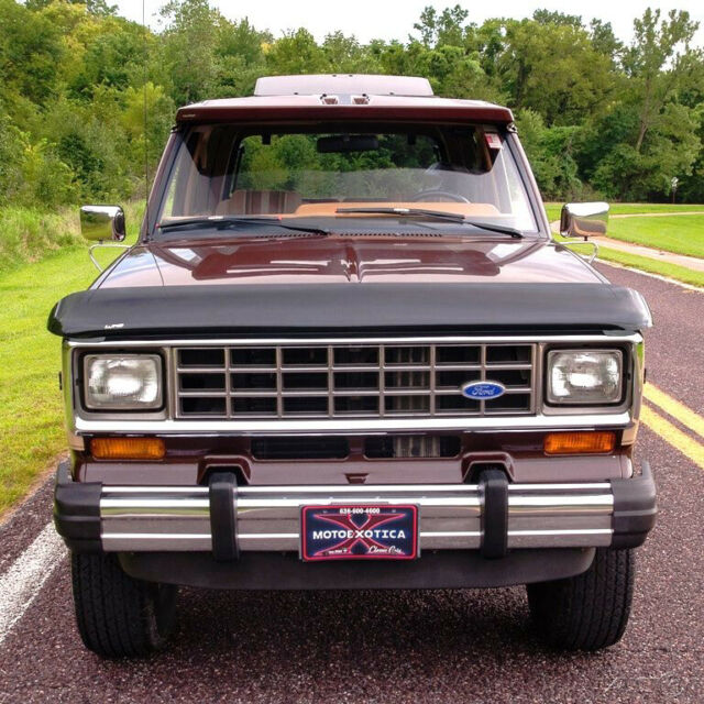1984 Brown Ford Bronco II SUV
