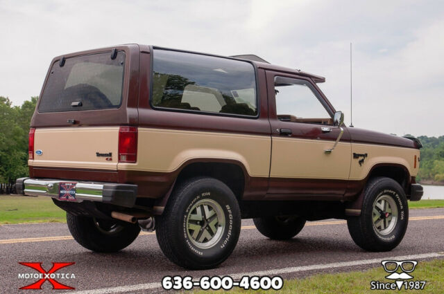 1984 Brown Ford Bronco II SUV