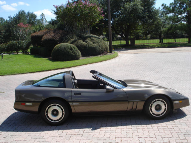 1984 Deep Metallic Bronze Chevrolet Corvette Hatchback