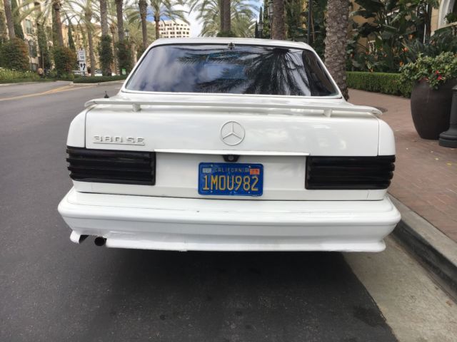 1985 White Mercedes-Benz 300-Series Sedan