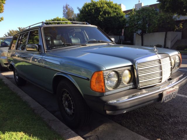 1985 Light Blue Mercedes-Benz 300-Series Wagon