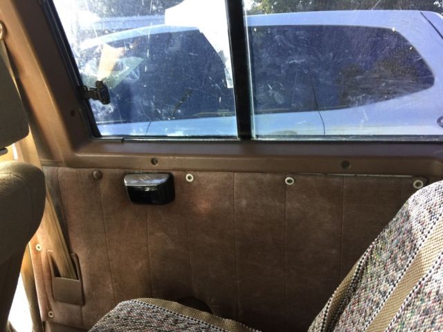 1985 White Toyota 4Runner SUV