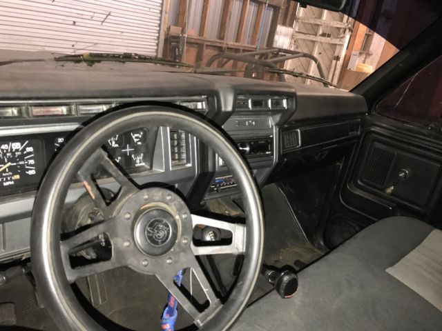 1985 Black Ford F-250 Standard Cab Pickup