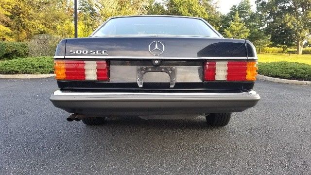 1985 Black Mercedes-Benz 500-Series Coupe