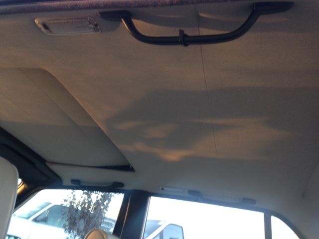 1985 White BMW 3-Series Sedan