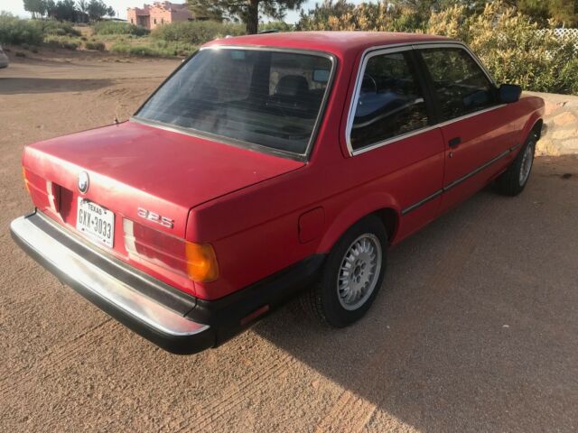 1985 Red BMW 3-Series Coupe