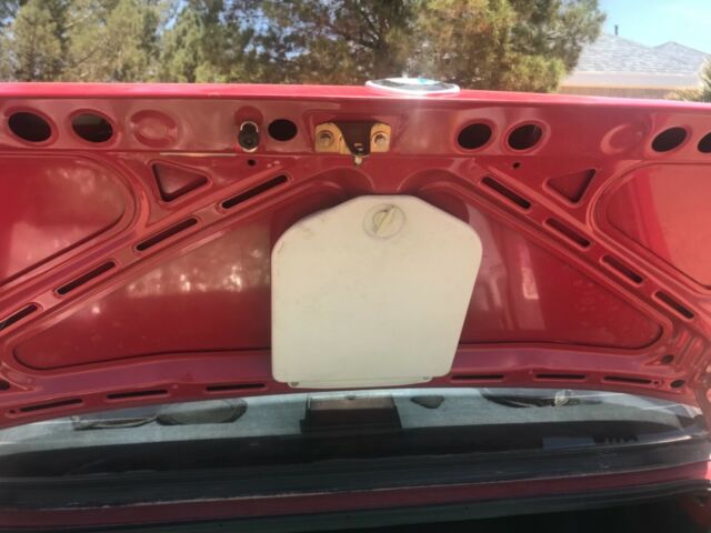 1985 Red BMW 3-Series Coupe