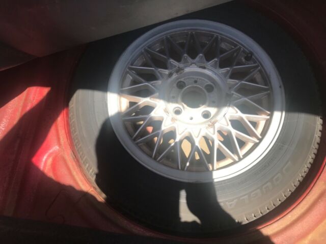 1985 Red BMW 3-Series Coupe