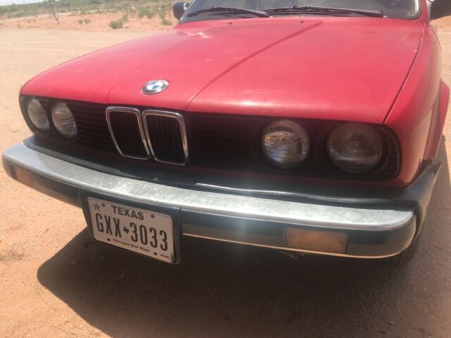 1985 Red BMW 3-Series Coupe