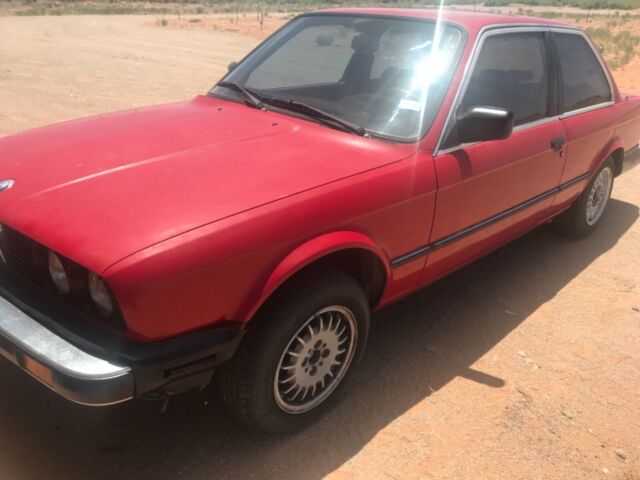 1985 Red BMW 3-Series Coupe