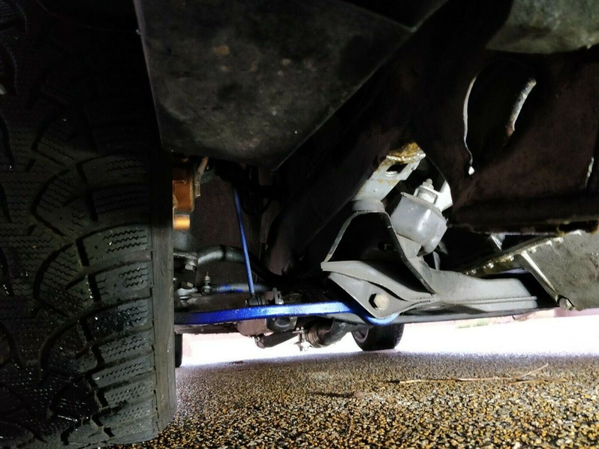 1985 Silver BMW 6-Series Coupe