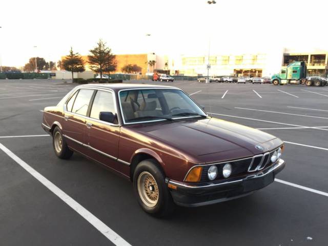 1985 Burgundy BMW 5-Series Sedan