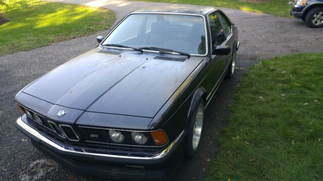 1985 Blue Black Metalic BMW M6 Coupe