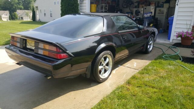 1985 Black Chevrolet Camaro Coupe