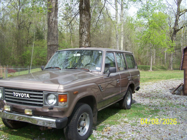 1985 brown Toyota Land Cruiser