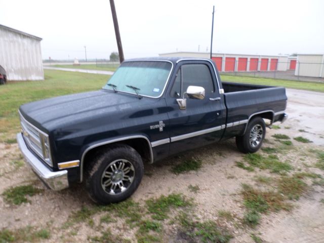 1985 Blue Chevrolet C-10 Standard Cab Pickup