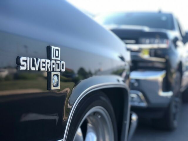 1985 Black Chevrolet C-10