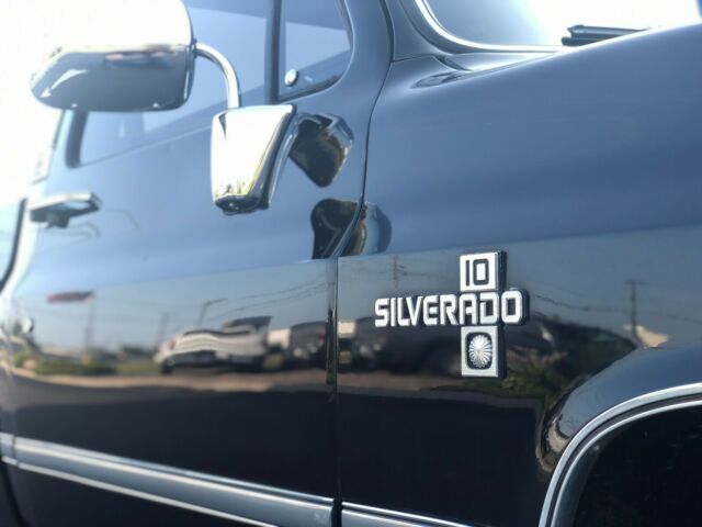 1985 Black Chevrolet C-10