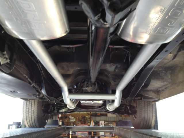 1985 White Chevrolet C-10 Cab & Chassis