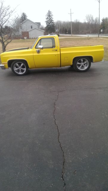 1985 Yellow Chevrolet C-10 Standard Cab Pickup