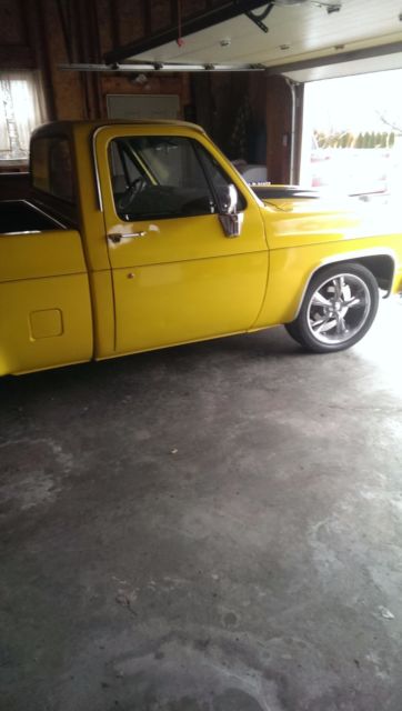 1985 Yellow Chevrolet C-10 Standard Cab Pickup