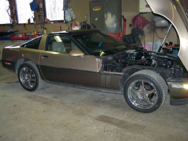 1985 Bronze Chevrolet Corvette Coupe