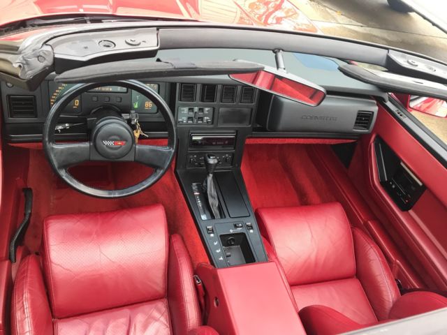 1985 Red Chevrolet Corvette Coupe