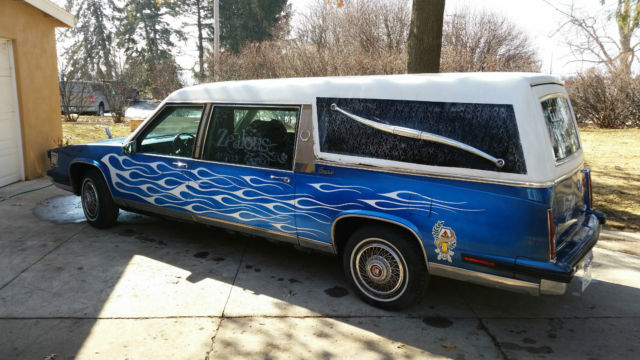 1985 Blue Cadillac Fleetwood Sedan